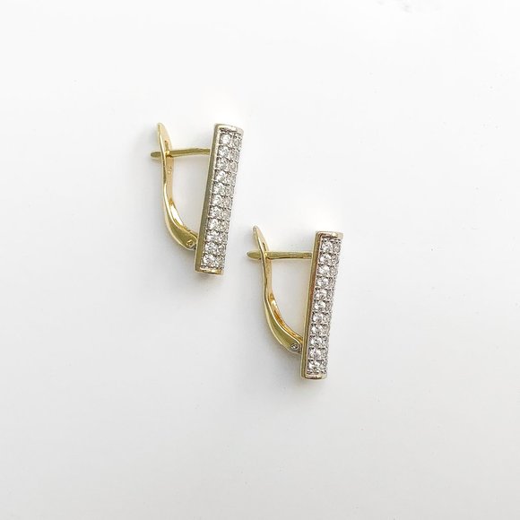 Dianty Crystal Bar Earrings Rhinestone Minimalist - Picture 5 of 8